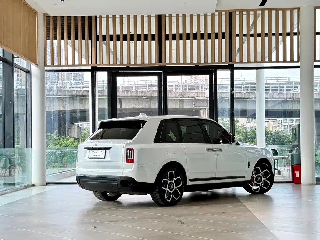 Rolls-Royce Cullinan — фотографии объявления, Фото 4