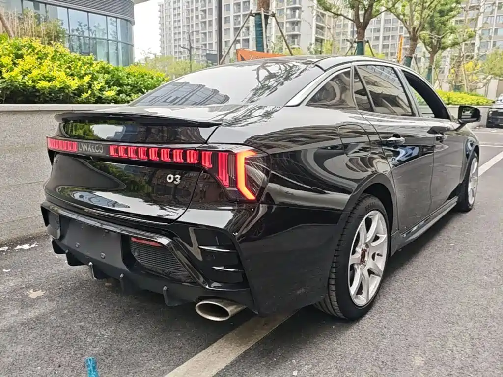 Lynk & Co 03 — миниатюра 7