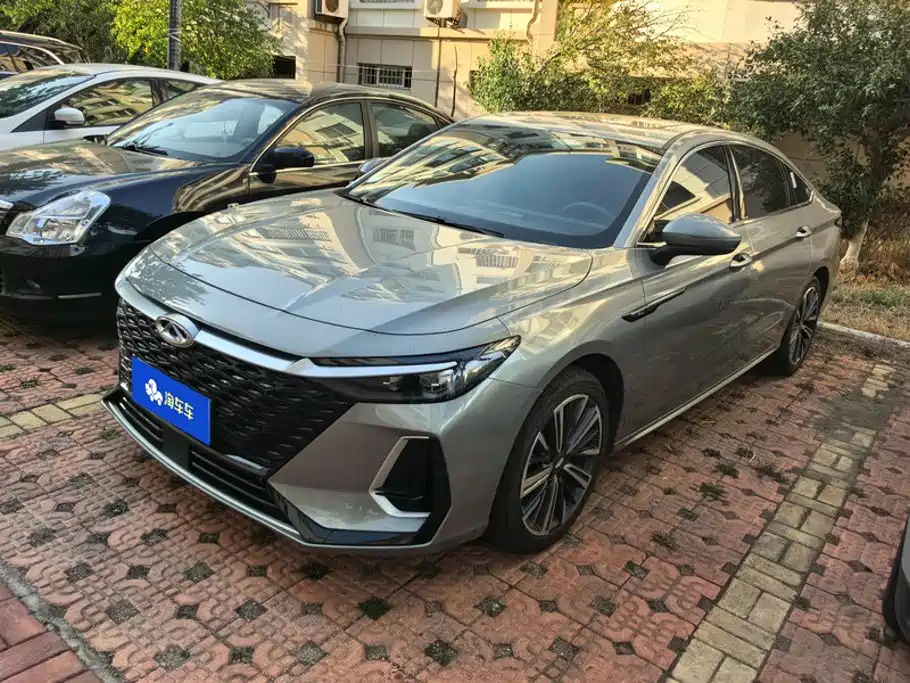 Chery Arrizo 8