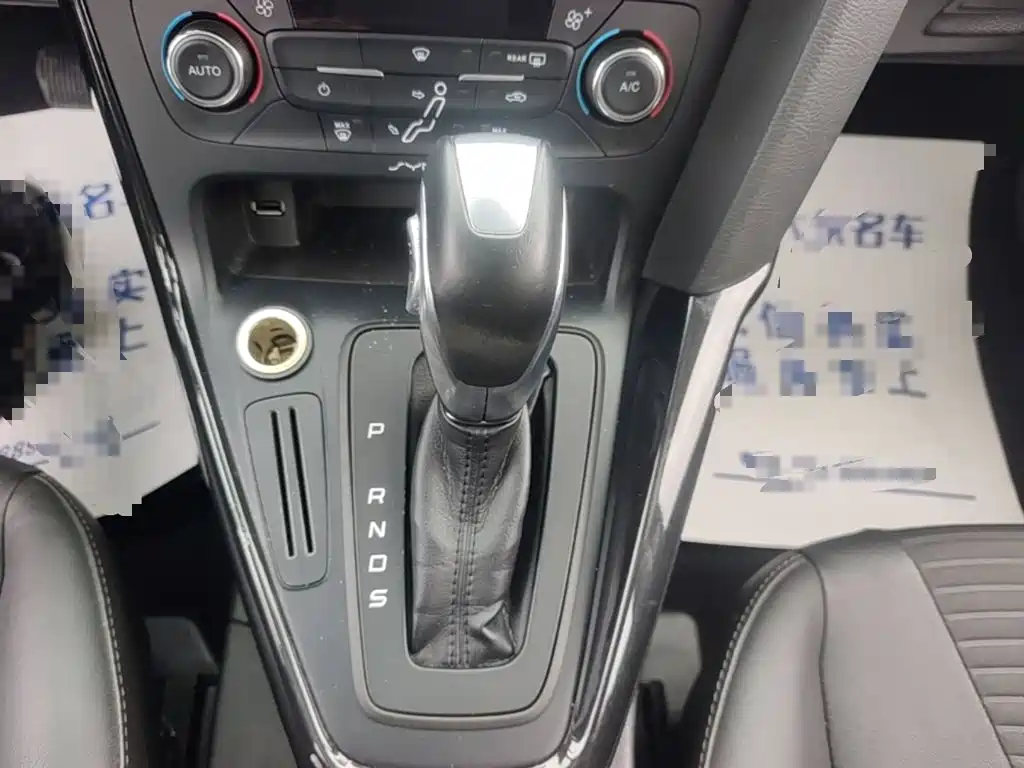 Ford Focus — миниатюра 14