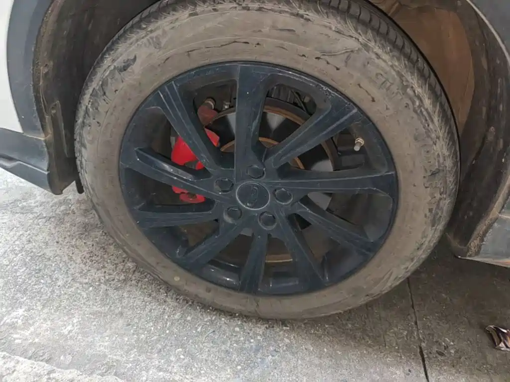 Geely Binyue — миниатюра 23