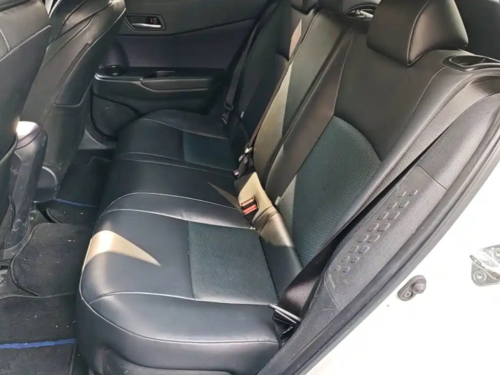 Toyota C-HR — миниатюра 17