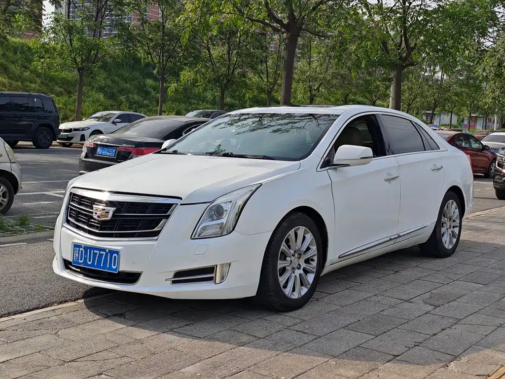Cadillac XTS 2016