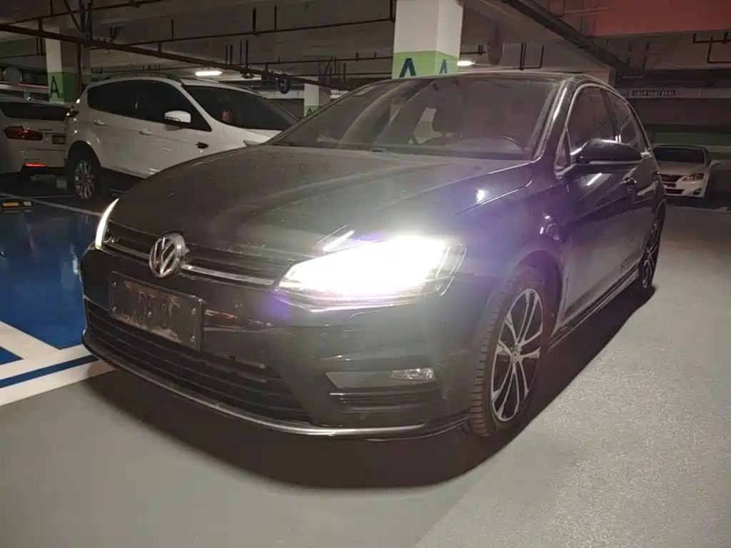 Volkswagen Golf — миниатюра 2