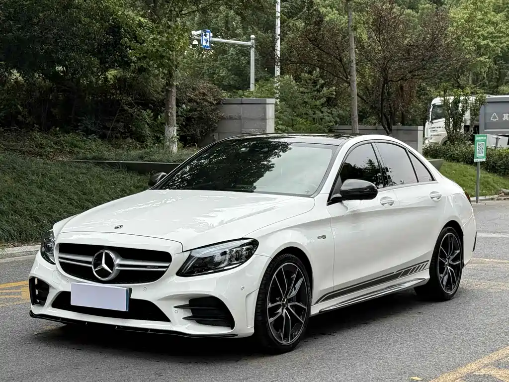 MERCEDES-BENZ C CLASS AMG
