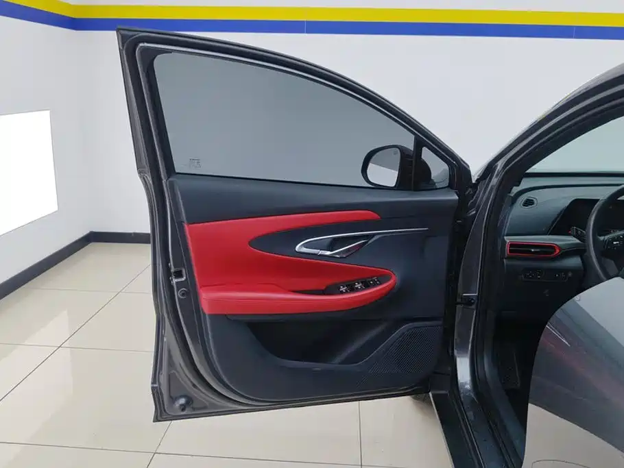 Changan UNI-T — миниатюра 7