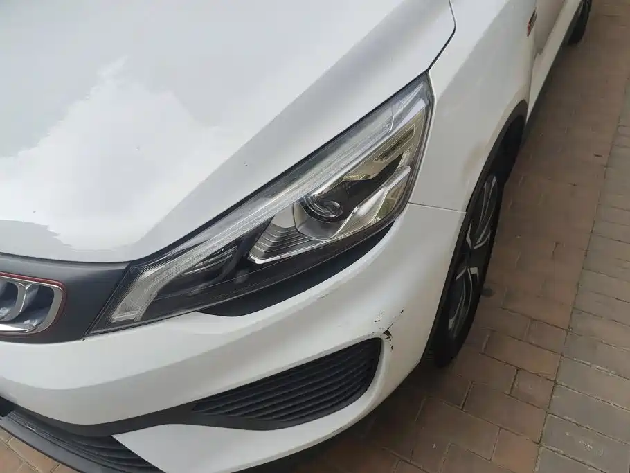 Geely Emgrand GS — миниатюра 5