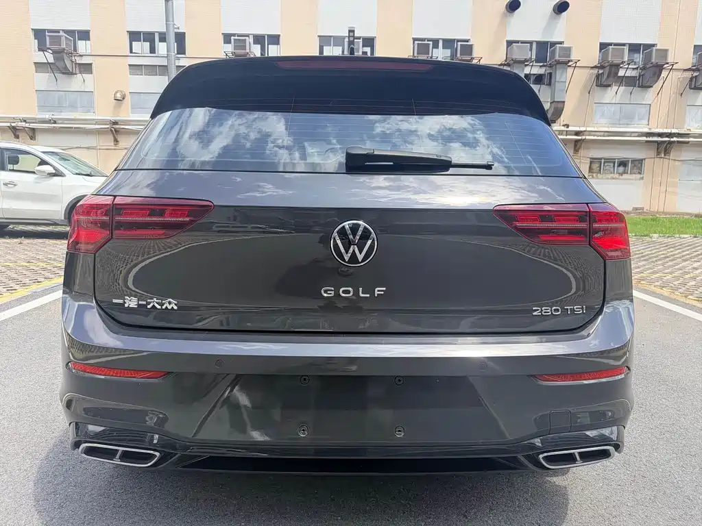 Volkswagen Golf 2023 280TSI DSG R-Line