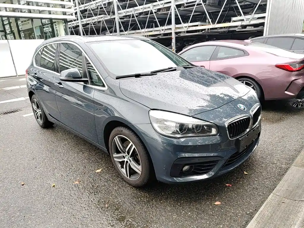BMW 2 Series Active Tourer (Import) — миниатюра 4