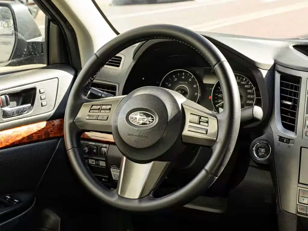 Subaru Legacy — миниатюра 11