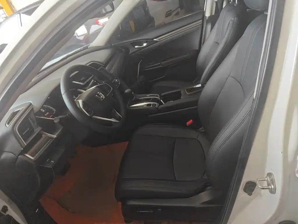 Honda Civic — миниатюра 15