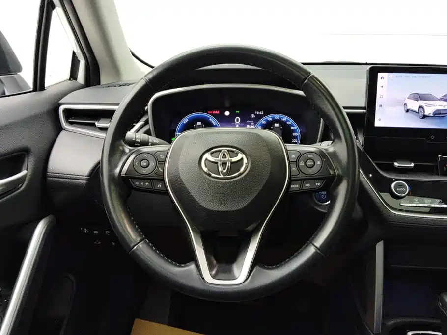 Toyota Frontlander — миниатюра 15