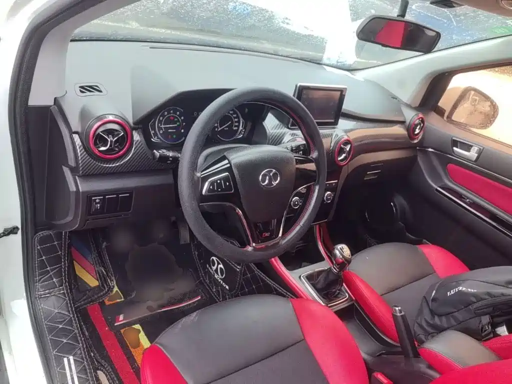 BAIC Senova X25 — миниатюра 10