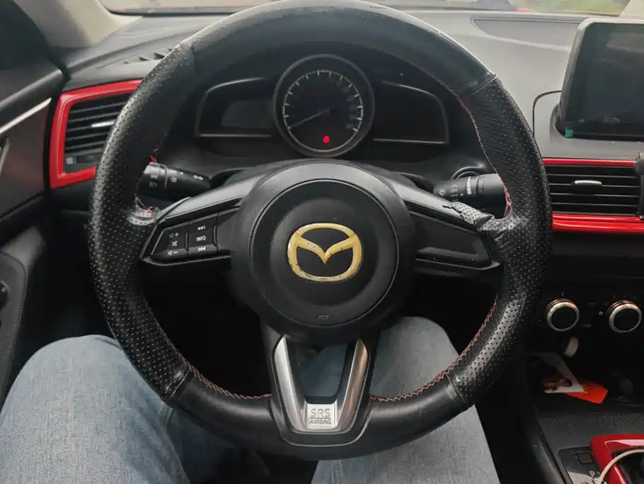Mazda 3 Axela — миниатюра 15