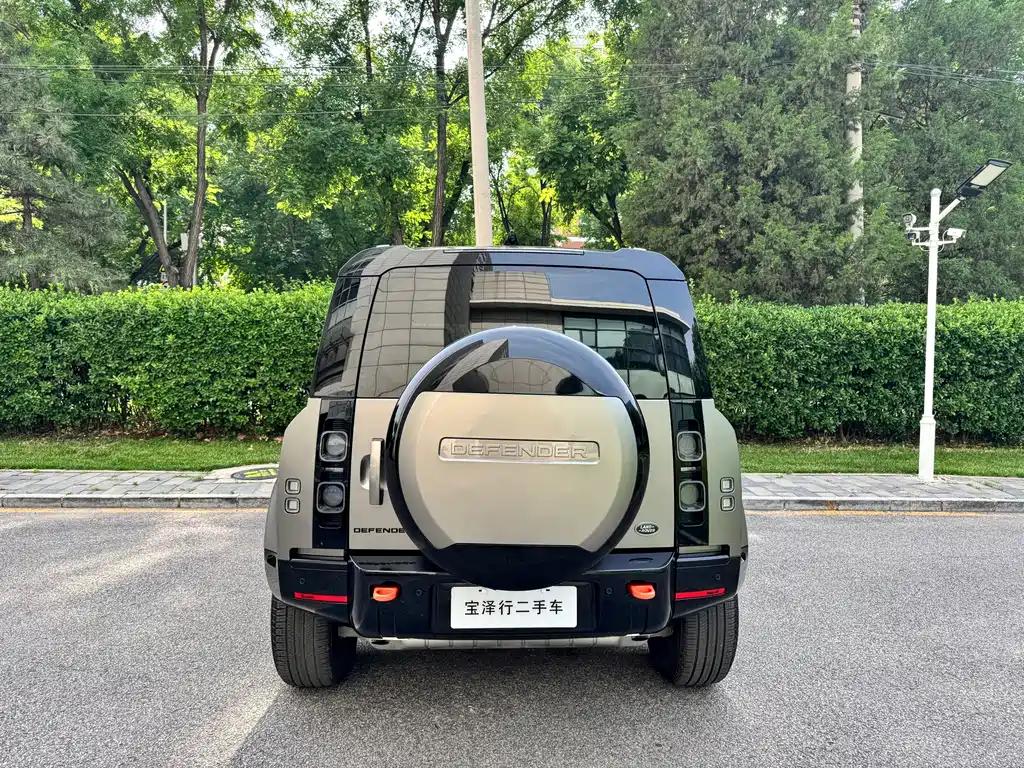 Land Rover Land Rover Defender 2025 110 3.0T P400 X