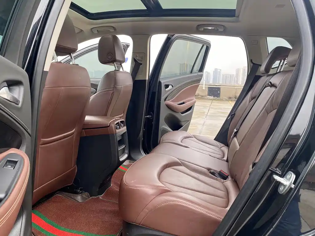 Buick Envision Plus — миниатюра 10