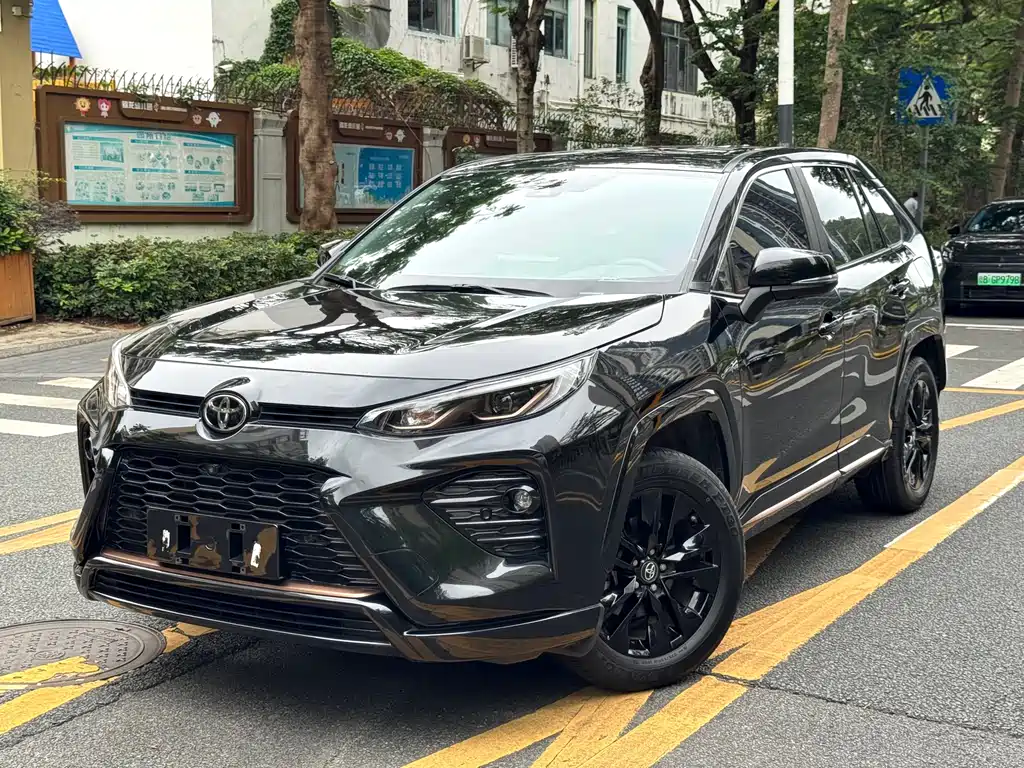 Купить Toyota Wildlander