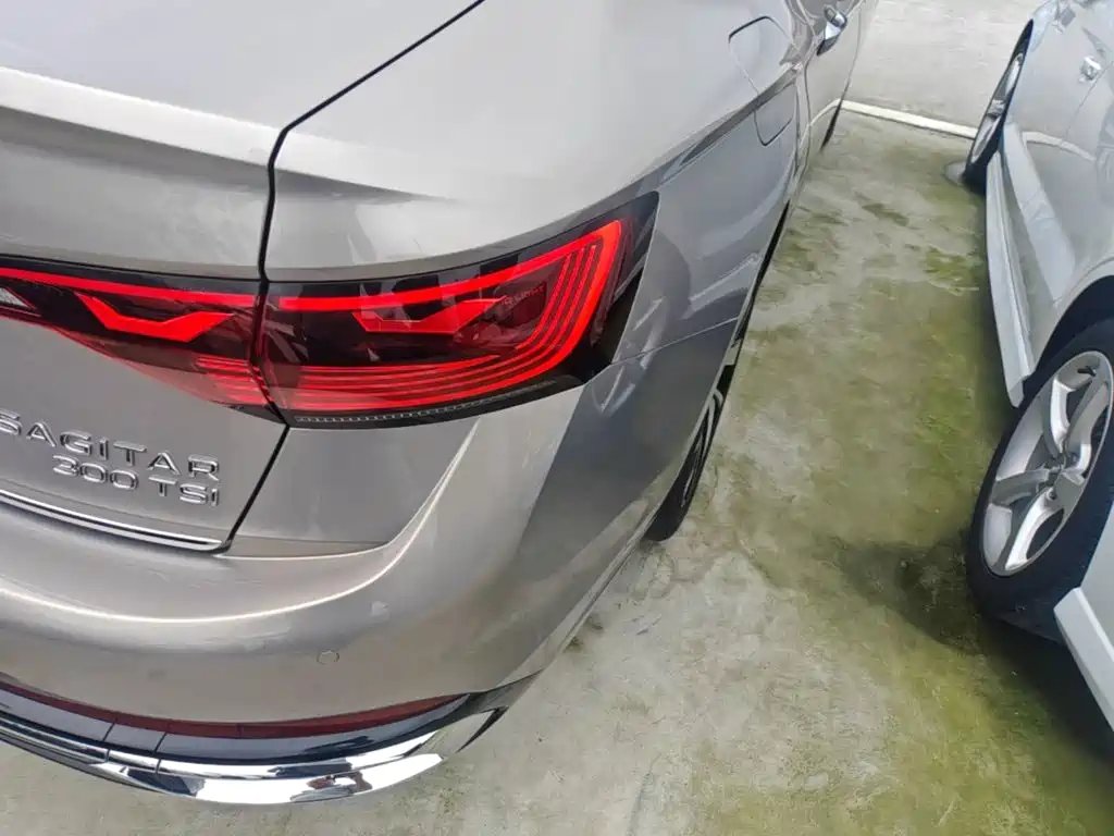Volkswagen Sagitar — миниатюра 8