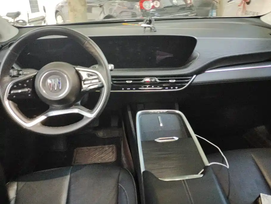 Buick LaCrosse — миниатюра 12