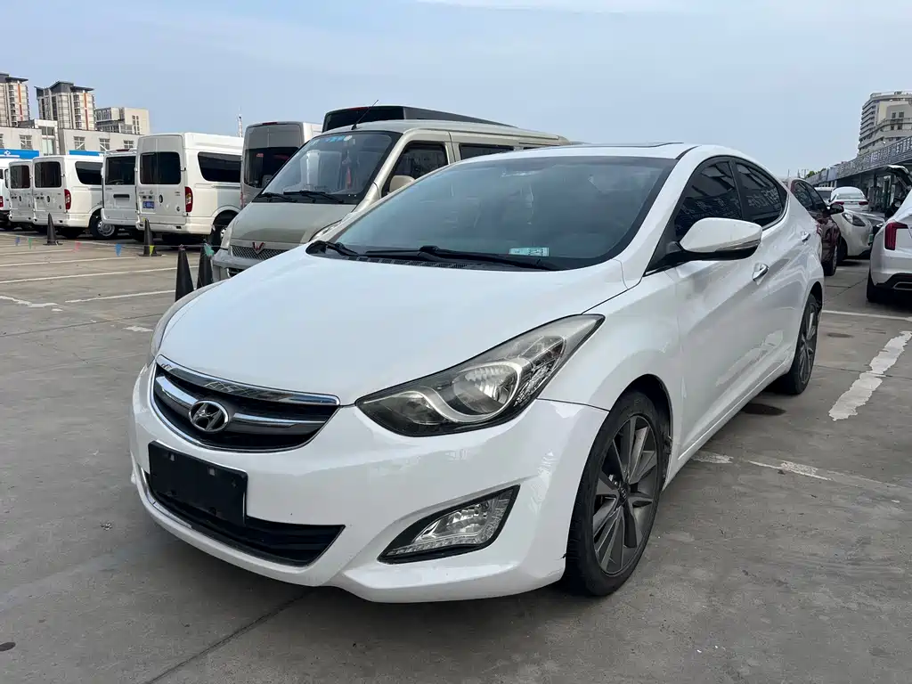 Купить Hyundai Elantra Langdong