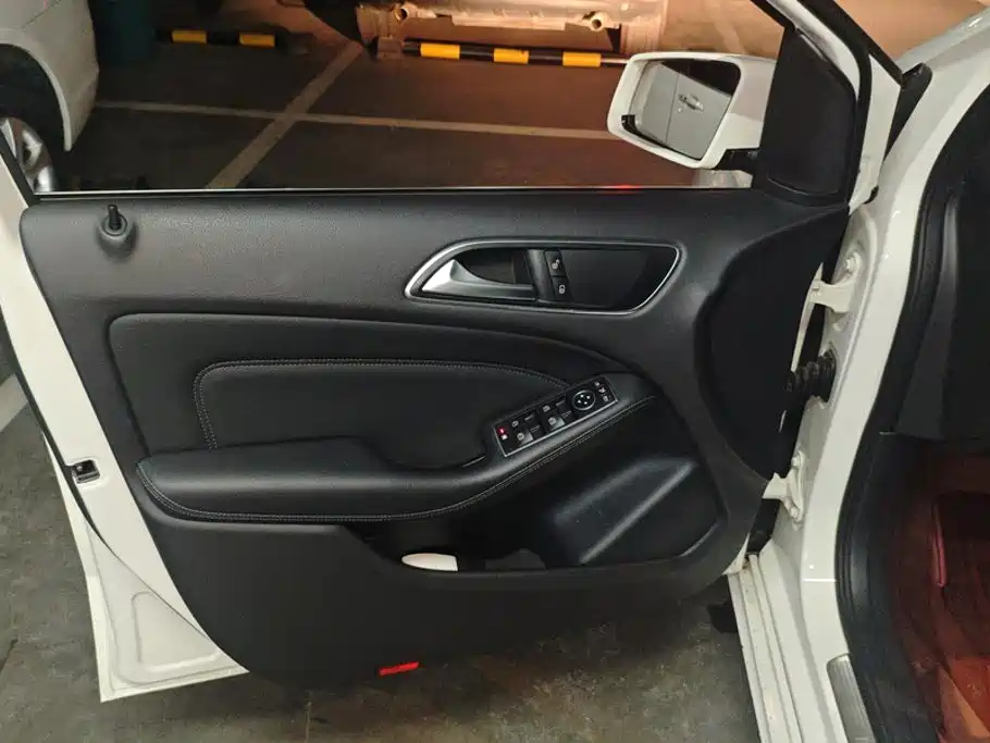 Mercedes-Benz B-Class — миниатюра 7