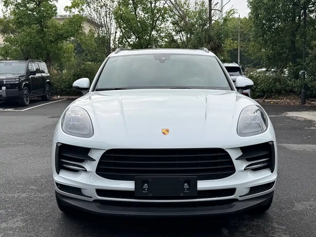 Porsche Macan — миниатюра 2