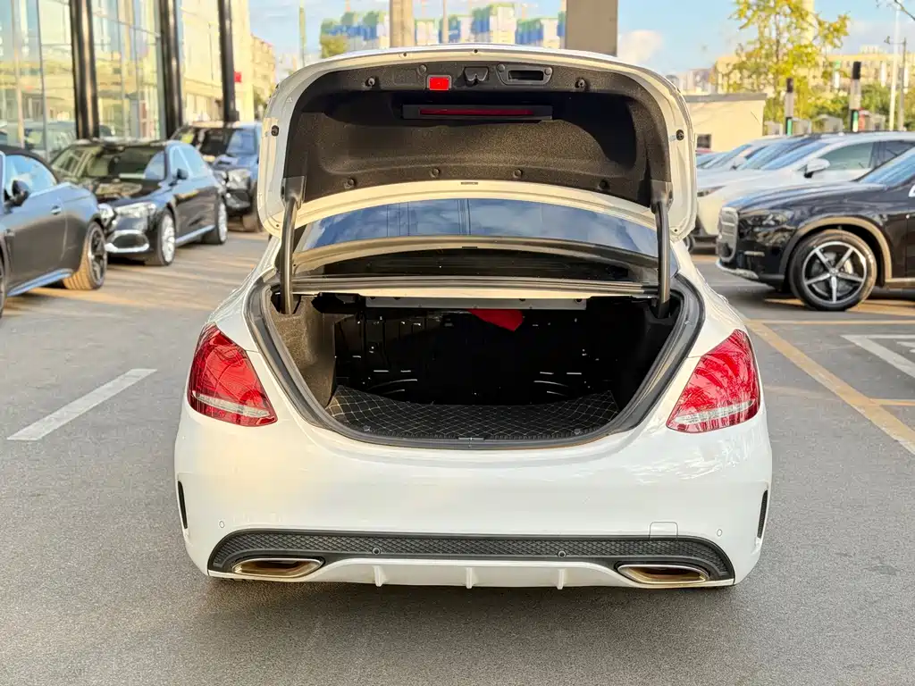 Mercedes-Benz C-Class — миниатюра 24