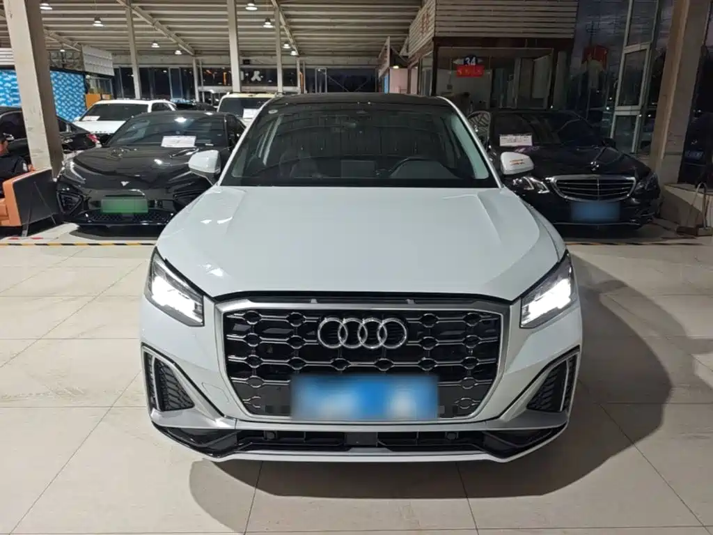 Audi Q2L — миниатюра 3
