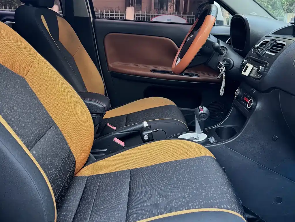 MG 3SW 2015 1.5L AMT Elite