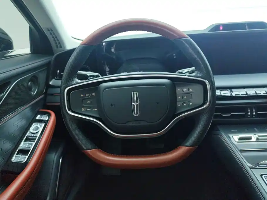 Lincoln Z — миниатюра 15
