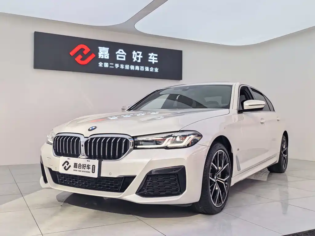 BMW 5 Series 2024