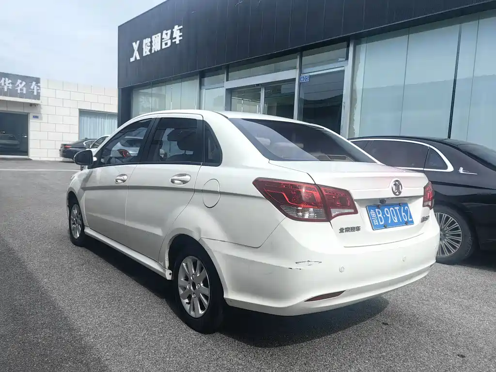 BAIC E-Series — миниатюра 6