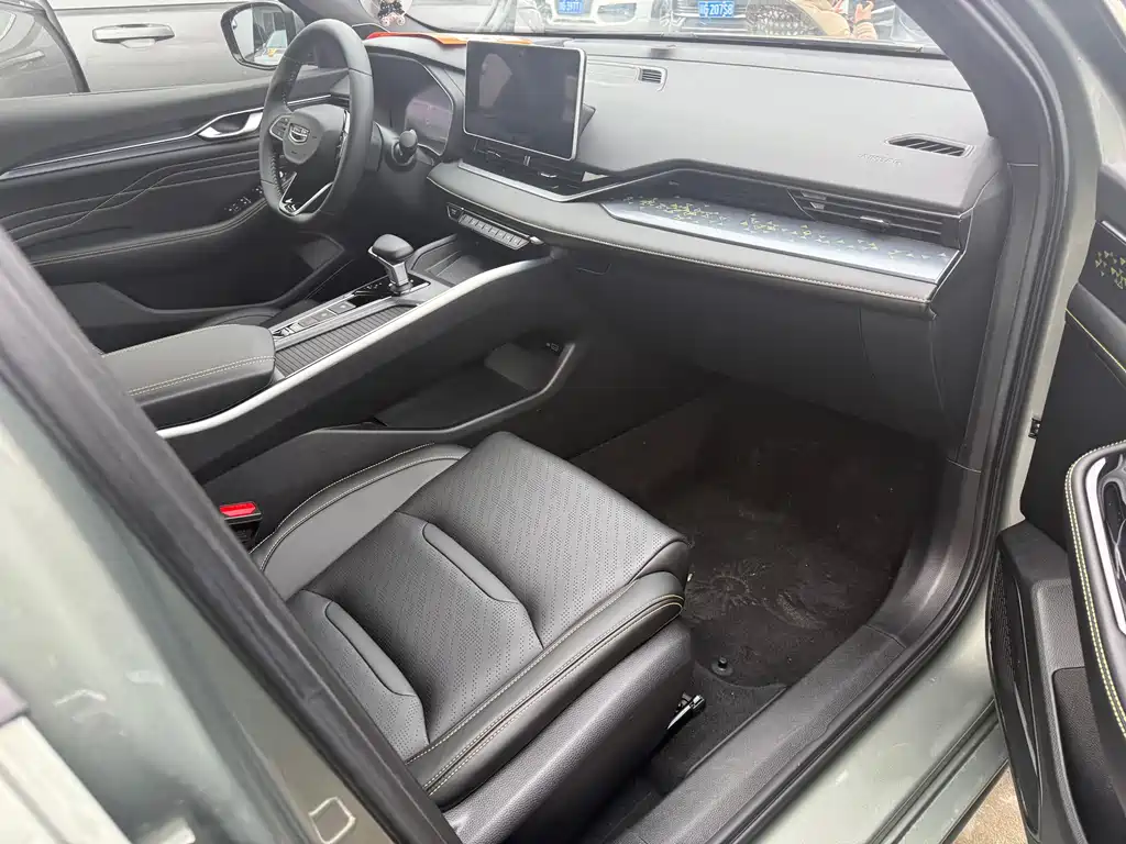 GEELY AUTOMOBILE XINGRUI