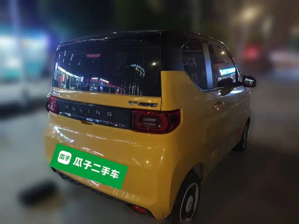Wuling MINIEV — миниатюра 4