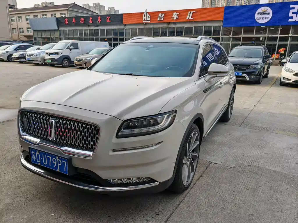 Lincoln Nautilus 2021