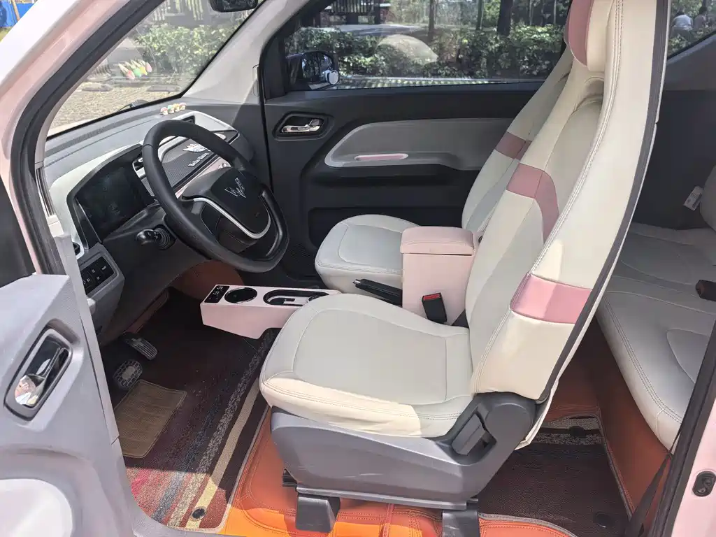 Wuling MINIEV — миниатюра 6