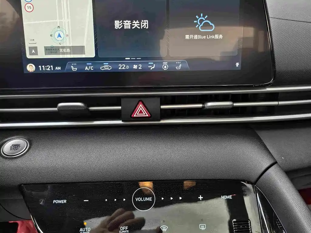 Hyundai Elantra — миниатюра 11