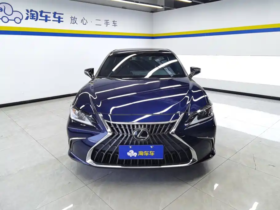 Lexus ES — миниатюра 2