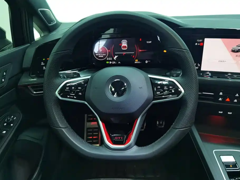 Volkswagen Golf GTI — миниатюра 15