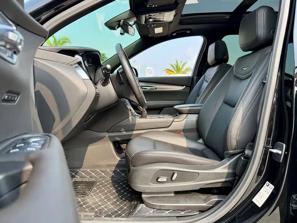 Cadillac XT6 — миниатюра 9