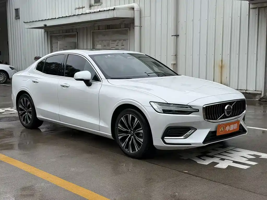 Volvo S60 — миниатюра 3