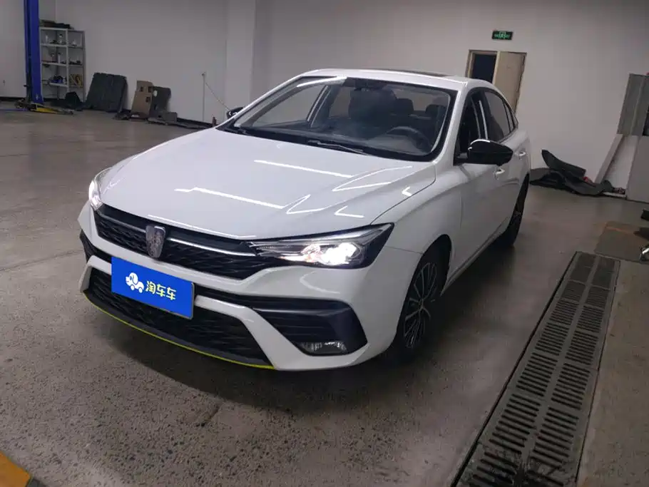 Roewe i5