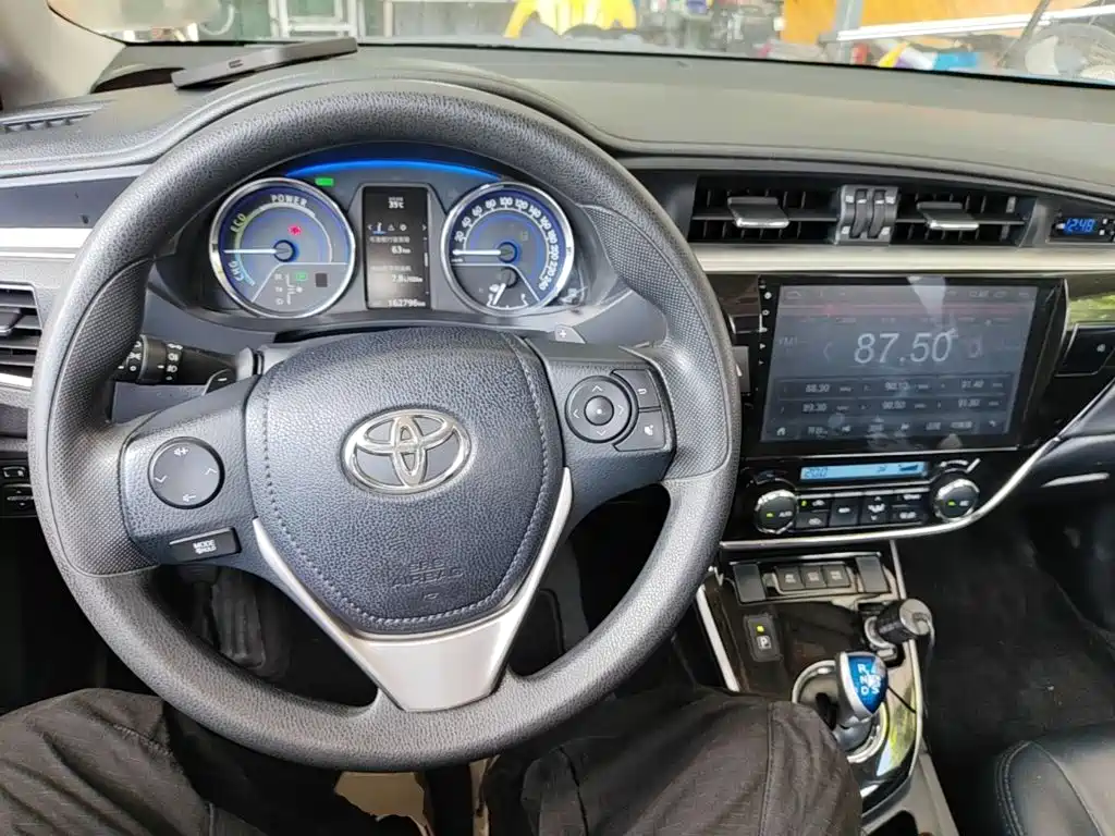 Toyota Corolla — миниатюра 10