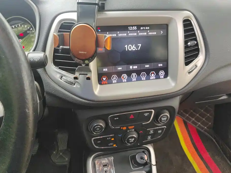 Jeep Compass — миниатюра 13