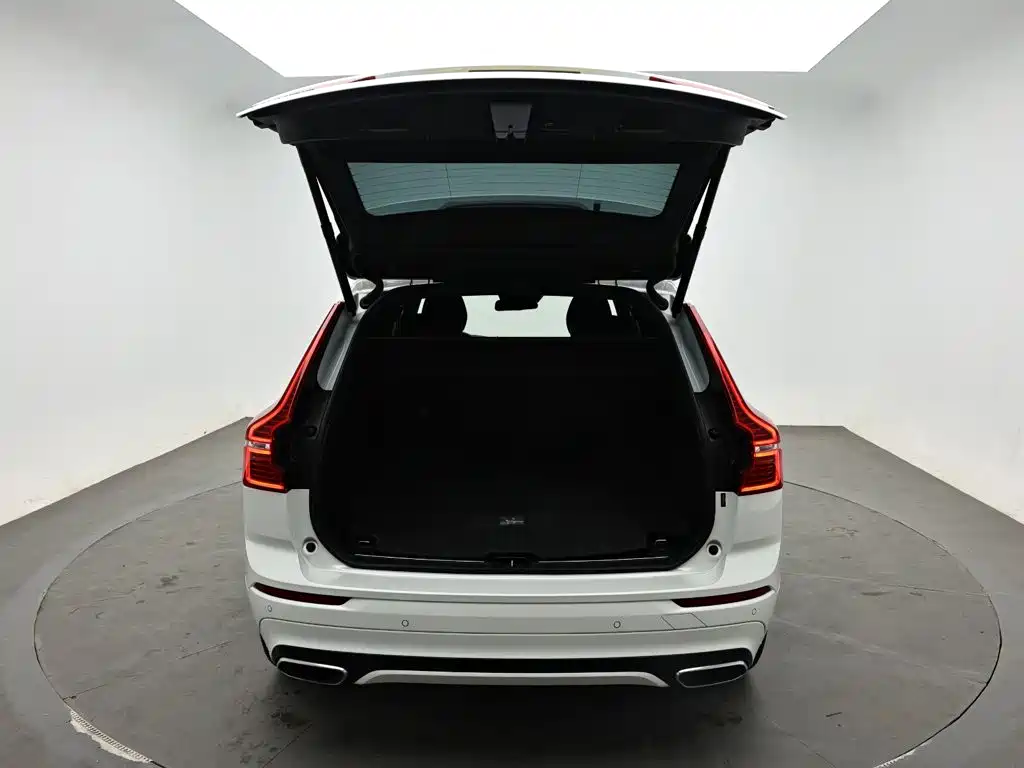 Volvo XC60 — миниатюра 8