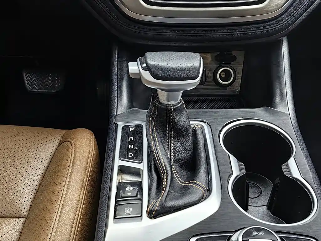 Changan CS95 — миниатюра 13