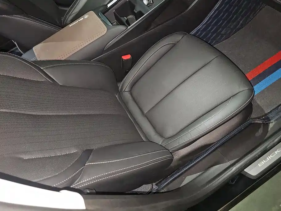 Buick LaCrosse — миниатюра 8