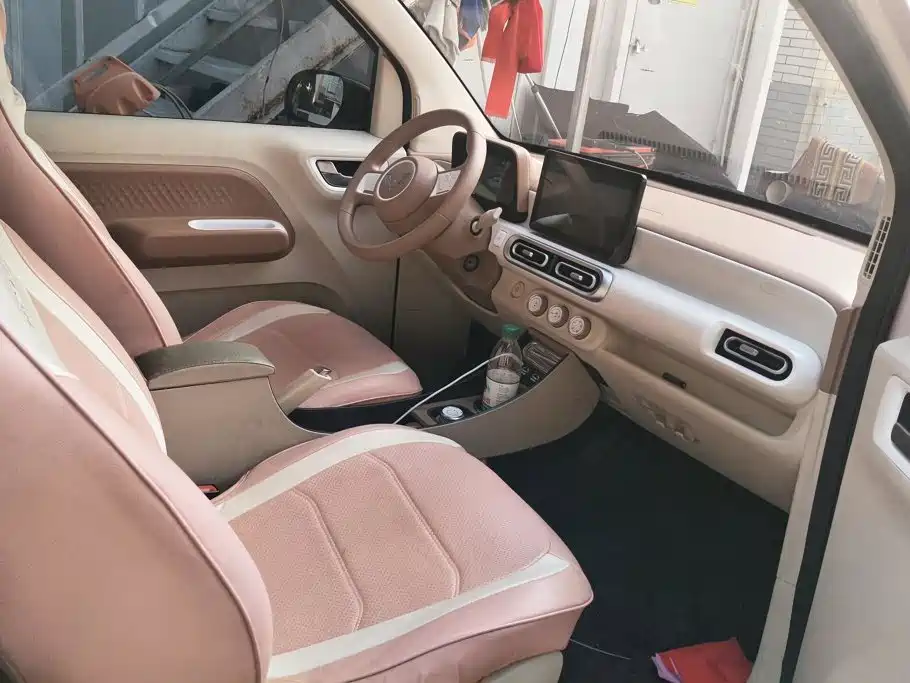 Wuling MINIEV — миниатюра 8