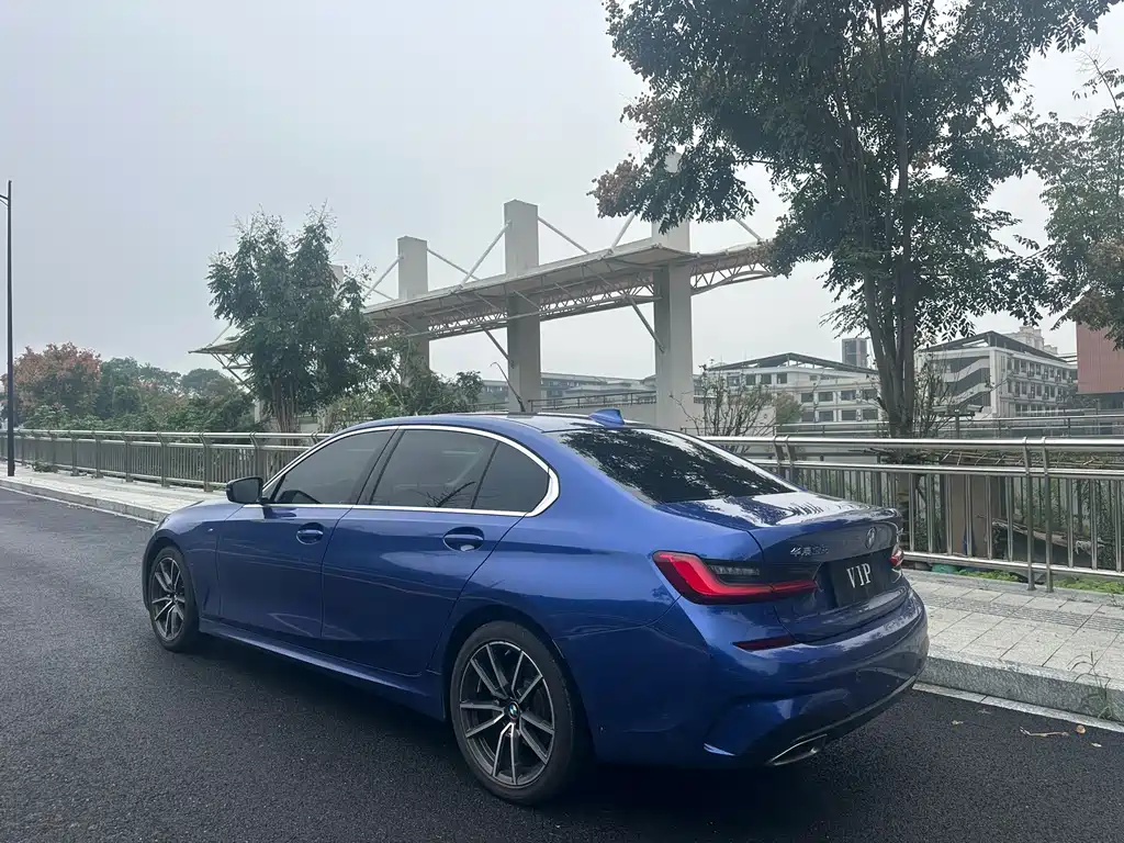 BMW 3 Series — миниатюра 4