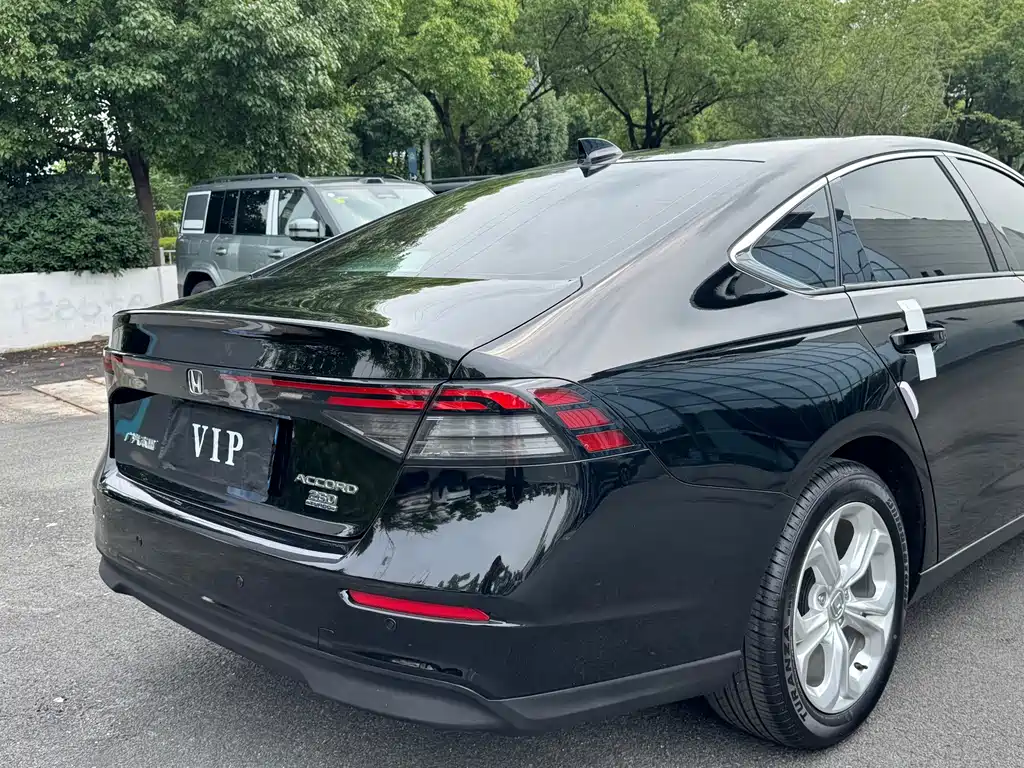Honda Accord — миниатюра 26